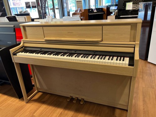 Roland LX705電鋼琴